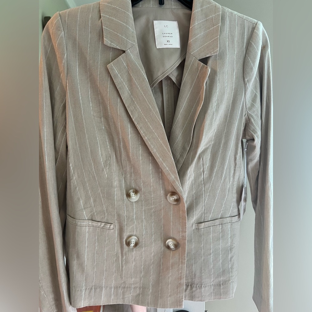 LC Lauren Conrad Beige Striped Blazer